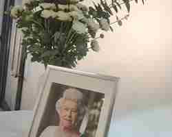 Condolence Book In The Point Queen Portrait